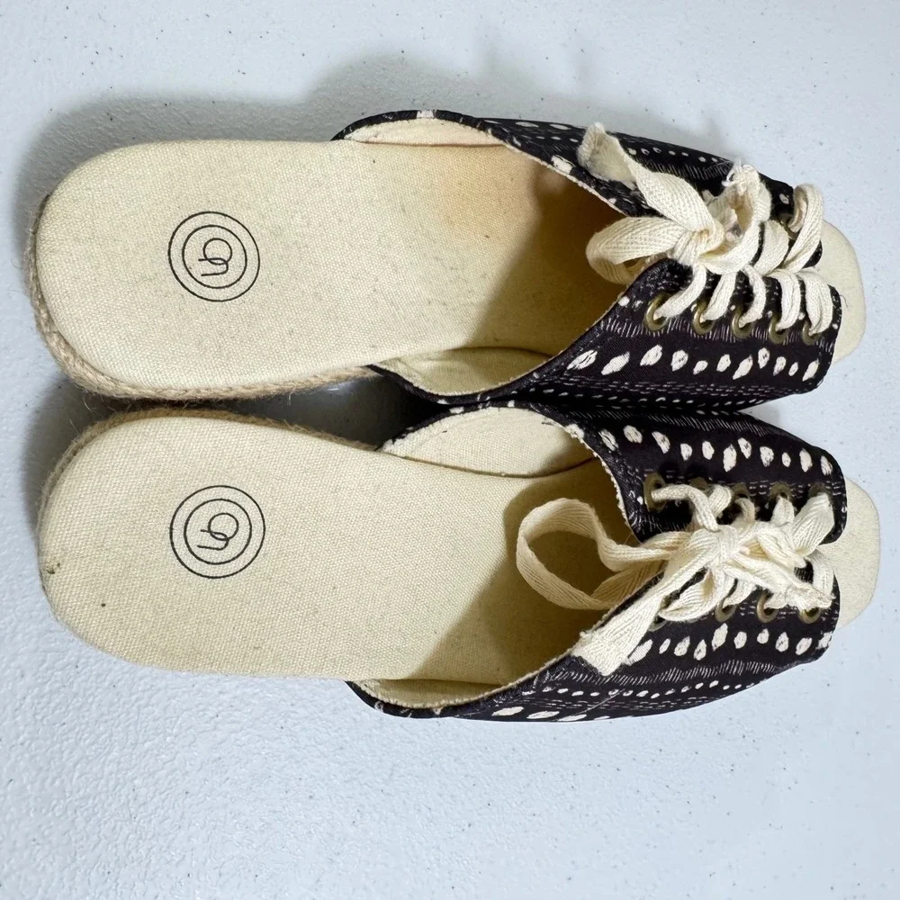 Urban Outfitters Block Print Lace Up Espadrille Sandals Mules Flats Shoes size 6